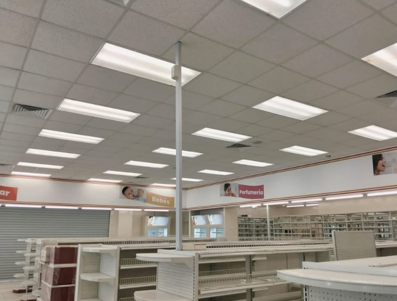 Obra eléctrica en edificio corporativo